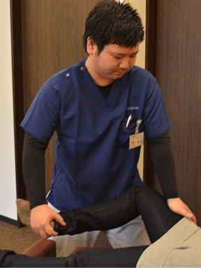 治療の秘密はトムソンベッドと高い技術!